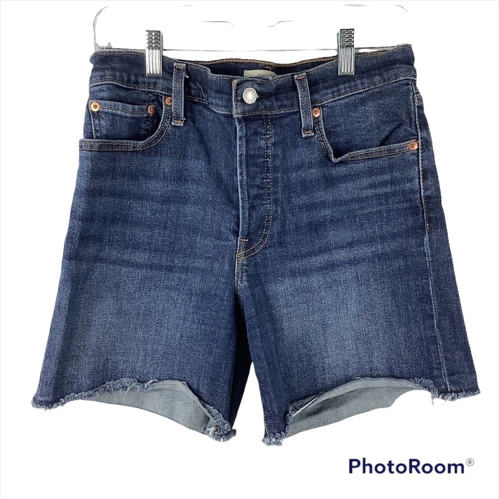Levi’s Wedgie Button Fly Denim Shorts Size 31